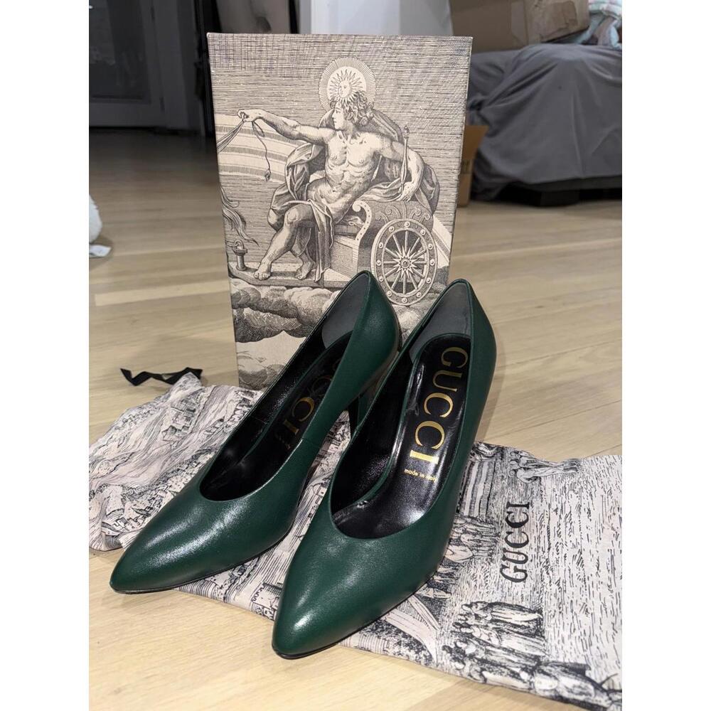 Gucci Green Leather Stiletto High Heel Size 40 worn ONCE